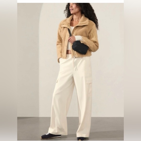 Athleta Ivory Wide-Leg Cargo Pants - Picture 3 of 16